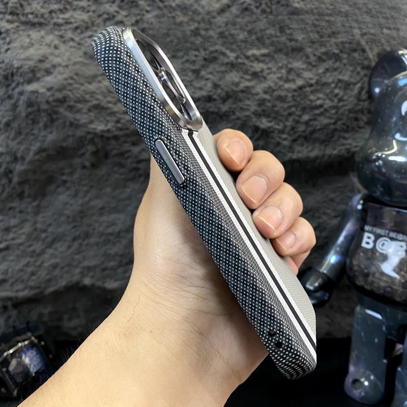Trendy Carbon Fibre MagSafe iPhone 14-16 Pro Max Shockproof & Stylish Case